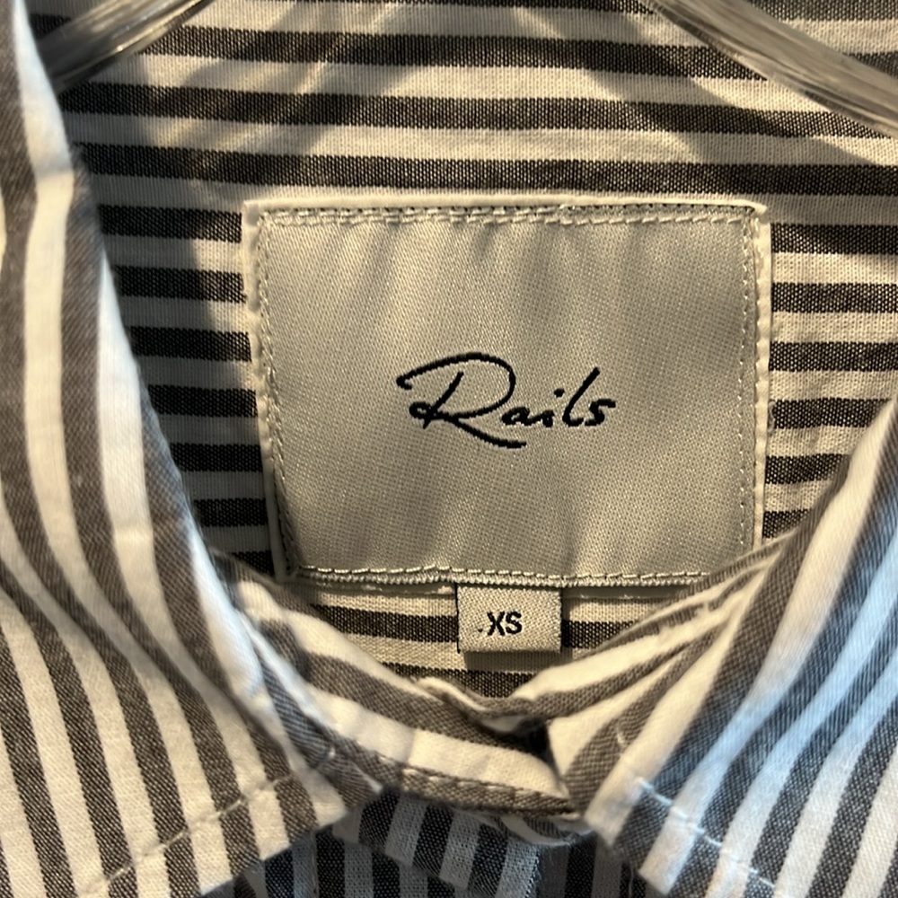 Rails. Grey And White Button Down With Pearls. Si… - image 2